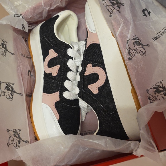 New In Box True Religion Sneakers TRKIM-BLK6 - Picture 7 of 10